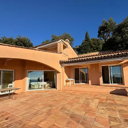 Beautiful With 180-degree Sea Views! וילה *
