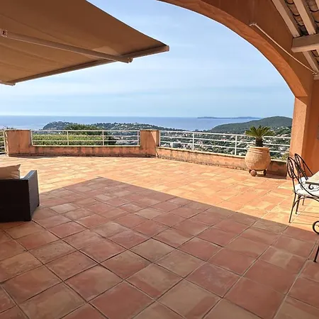 Beautiful With 180-degree Sea Views! *