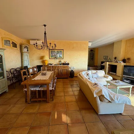 Villa Beautiful With 180-degree Sea Views! Cavalaire-sur-Mer