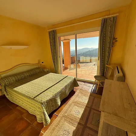 别墅 Beautiful With 180-degree Sea Views!